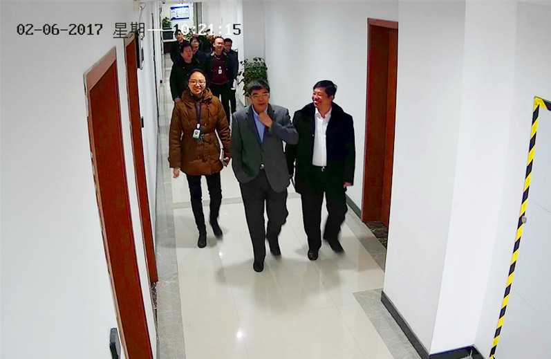 平潭综合实验区纪工委书记林共妙 赴区公共资源交易中心视察